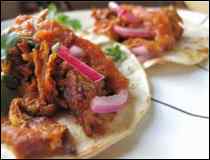 Tacos de Cochinita Pibil estilo Minatitlán - Receta Colimense
